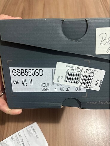 37 Beden beyaz Renk New balance 550