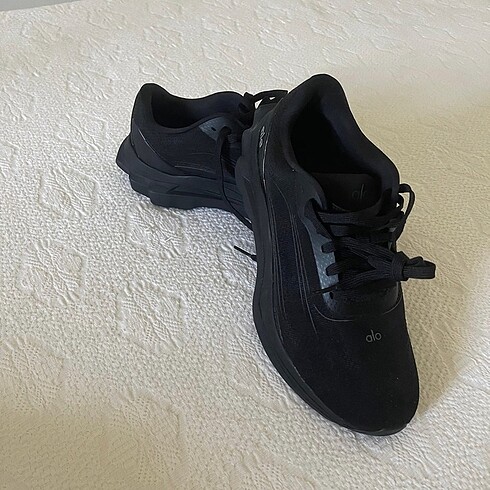 Alo Sneakers Black