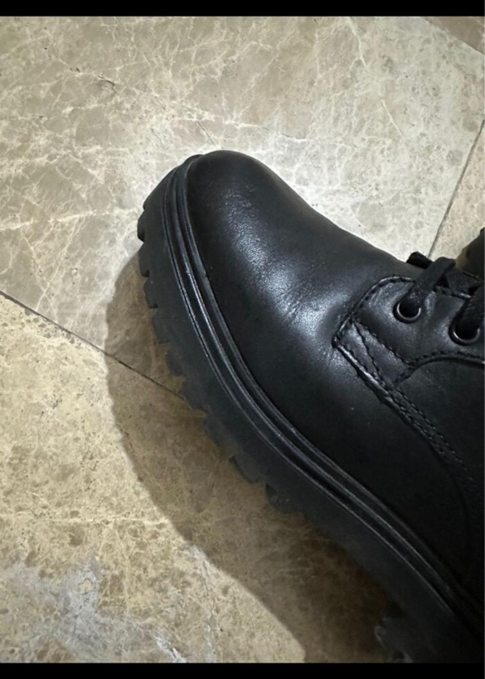 Mango kadin bot - Görsel 5