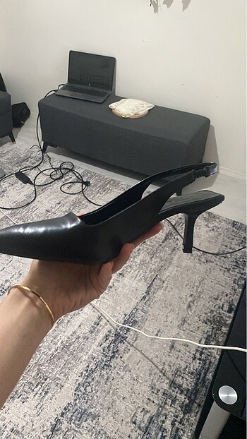 siyah stiletto