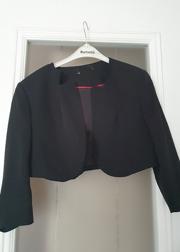 Kızlar için Siyah Düğmeli Bolero Ceket  M veya s bedene uygun - Görsel 2