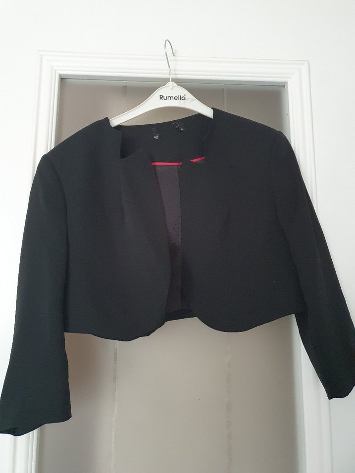 Kızlar için Siyah Düğmeli Bolero Ceket  M veya s bedene uygun - Görsel 2