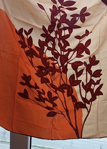Aker Aker İpek eşarp püre silk twil bir kere kullandım
