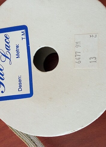 Beden Pullu süsleme elişi sert malzeme 3 cm 1 mt 18 lira