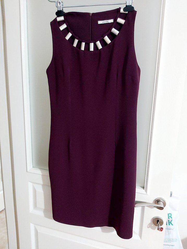 Detaylı Mor Midi Elbise - Görsel 2