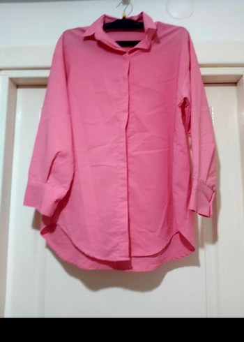 Pembe V Yaka Düğmeli Kadın Gömlek - Görsel 5