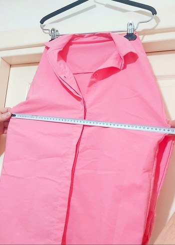 Pembe V Yaka Düğmeli Kadın Gömlek - Görsel 2