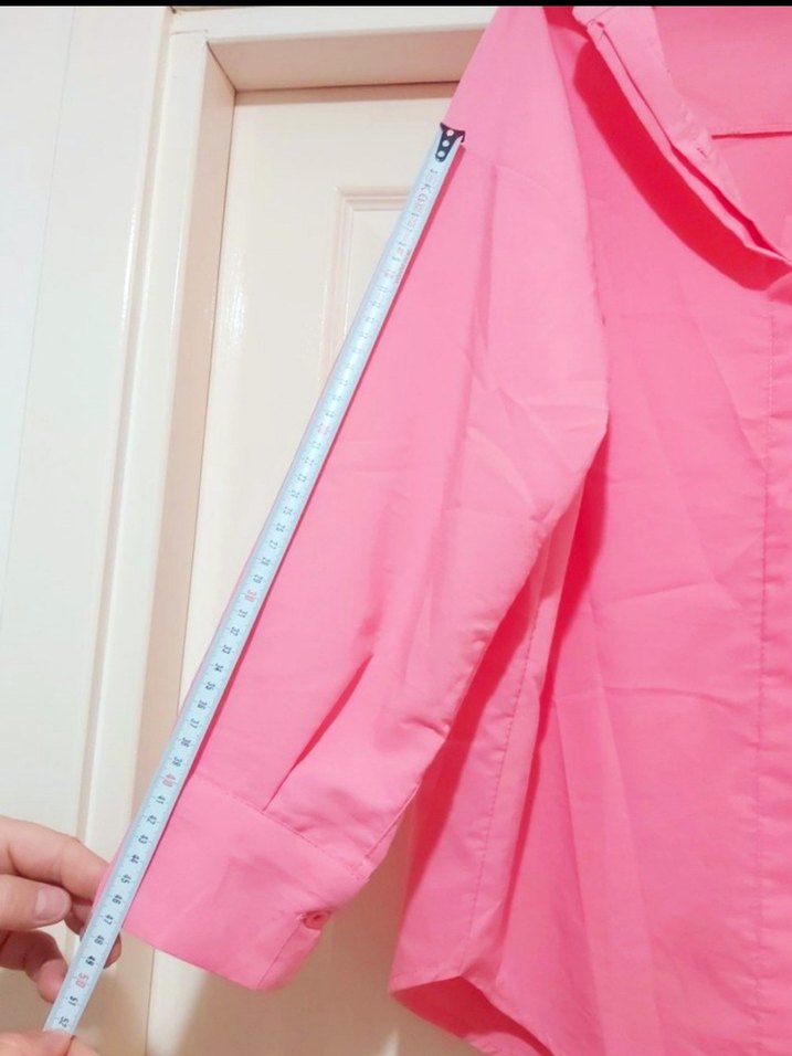 Pembe V Yaka Düğmeli Kadın Gömlek - Görsel 4