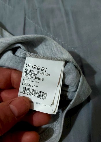 Gri V Yaka Keten Kadın Tişört - Görsel 5