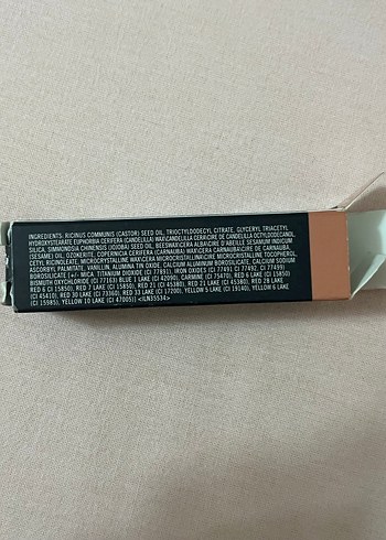 Mac MYTH satin lipcstik - Görsel 9