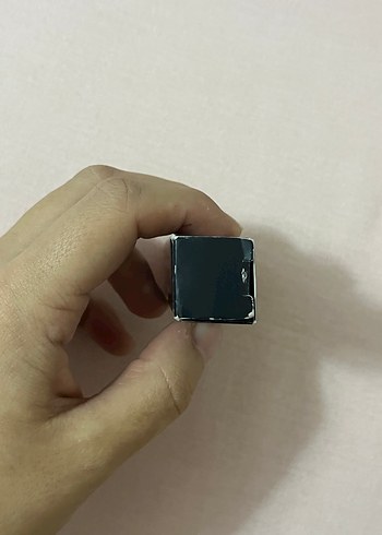 Mac MYTH satin lipcstik - Görsel 6