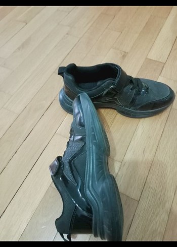 35 numara kız Spor ayakkabı seventy marka - Görsel 2