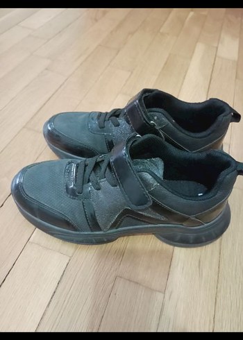 35 numara kız Spor ayakkabı seventy marka - Görsel 5