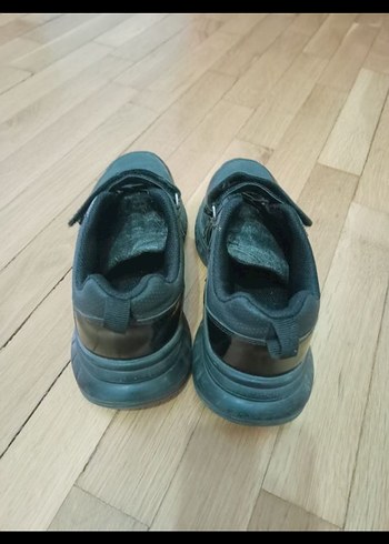 35 numara kız Spor ayakkabı seventy marka - Görsel 6