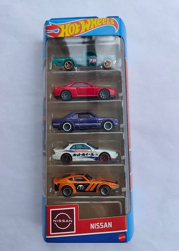 Hot Wheels Nissan 5 Li Set