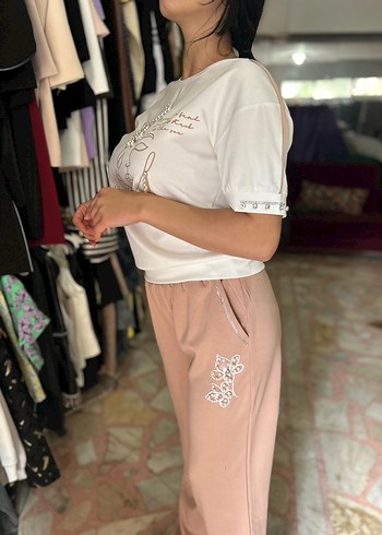 Taşlı kadın eşofman takımı - Görsel 2