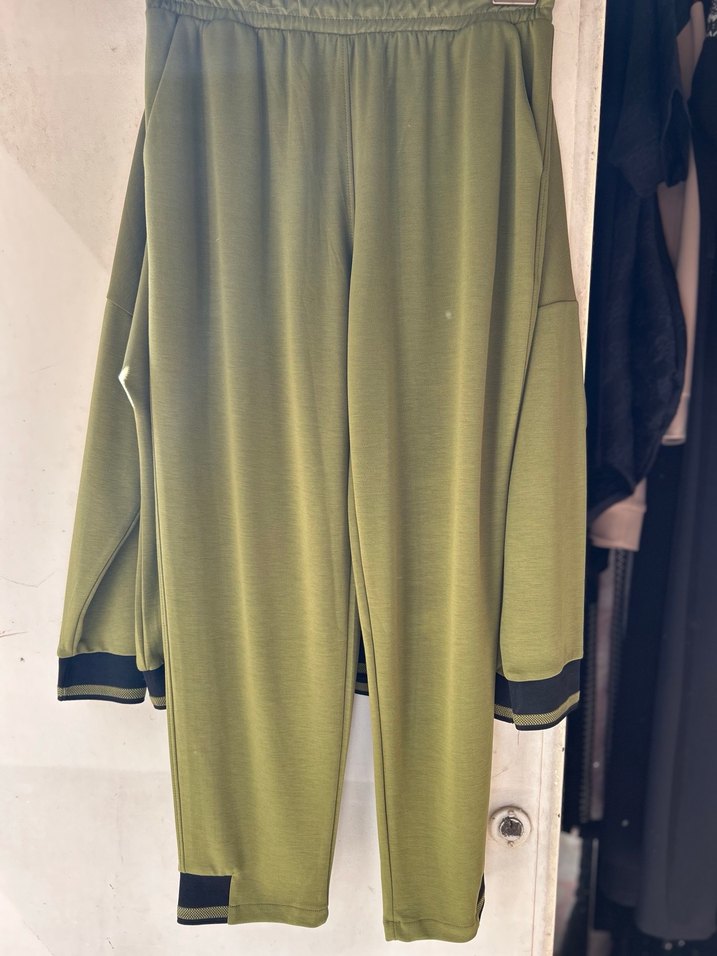 Yeşil Rahat Kesim Kadın Eşofman Takımı - Görsel 3