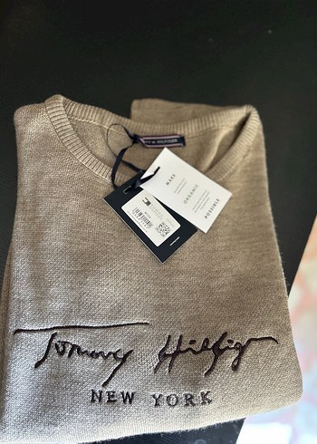Tommy Hilfiger l
