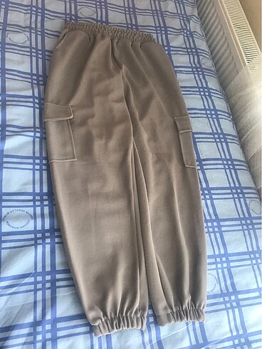 Parlak kumaş pantolon