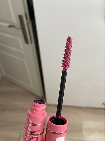 Maybelline Maybelinne sky high pembe maskara