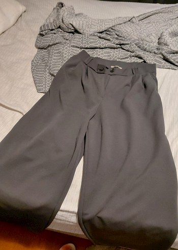 Trendyol & Milla Gri Pilili Kadın Kumaş Pantolon