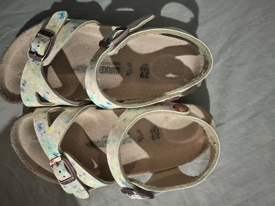 Çiçek Desenli Tokalı Kız Sandalet - Görsel 4