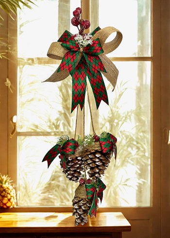 Renkli Kozalaklı Kapı Süsü - Görsel 2