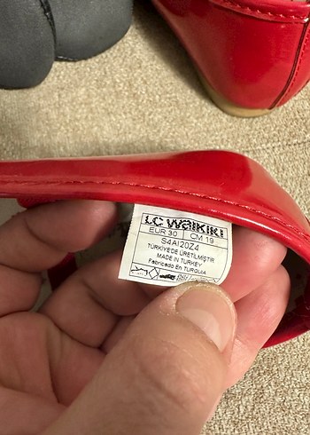 Kız Çocuk Kırmızı Babet Ayakkabı ve 2 adet Pisipisi - Görsel 6