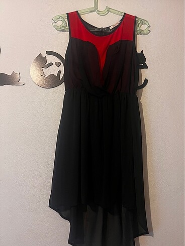 Siyah Kırmızı Detaylı Şifon Elbise