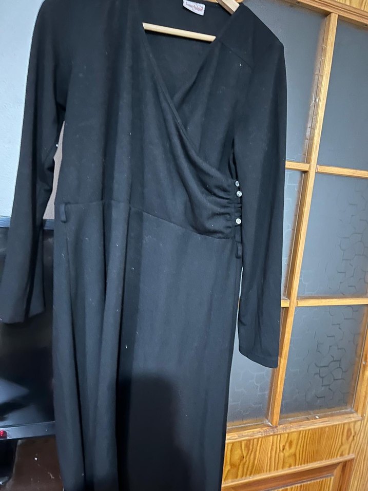 Düğmeli Siyah Uzun Kollu Kadın Elbise - Görsel 2