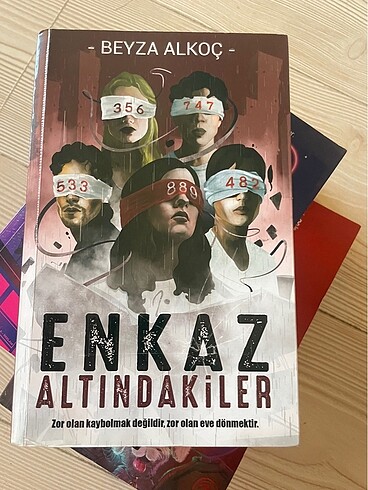 Enkaz altındakiler ve no 26 kitabı