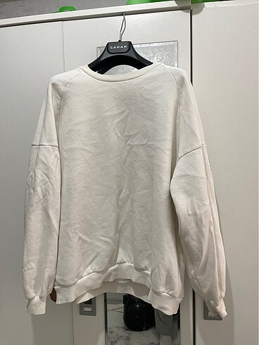 Oversize Bisiklet yaka beyaz sweatshirt