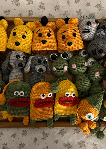 Şaşkın Kurbağa Amigurumi Anahtarlık - Görsel 3