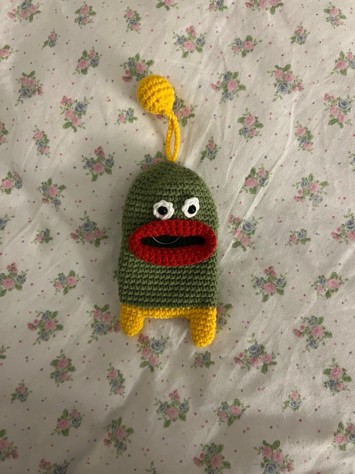 Şaşkın Kurbağa Amigurumi Anahtarlık - Görsel 2