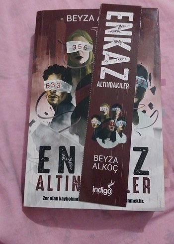 Beden Enkaz Altındakiler - Beyza Alkoç