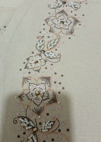 İnci İşlemeli Beyaz Uzun Kadın Hırka - Görsel 11