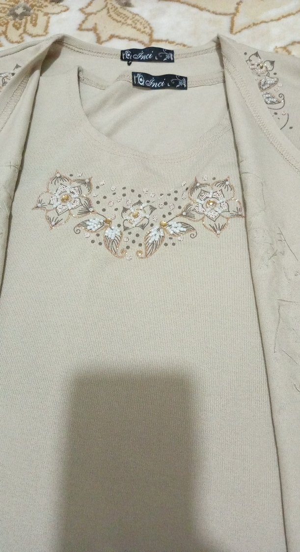 İnci İşlemeli Beyaz Uzun Kadın Hırka - Görsel 3