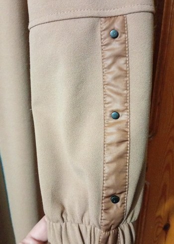 Bej Düğmeli Kadın Uzun Kaban - Görsel 4