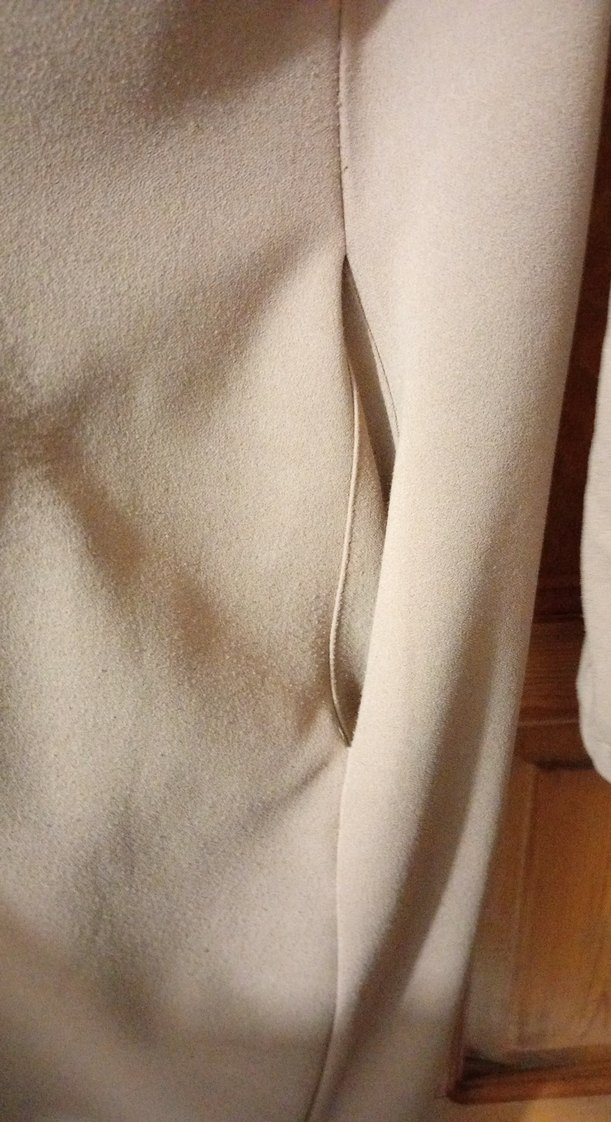 Bej Düğmeli Kadın Uzun Kaban - Görsel 5