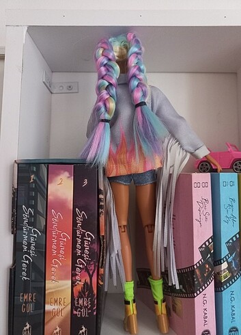  Beden BARBIE EXTRA Koleksiyon Bebeği