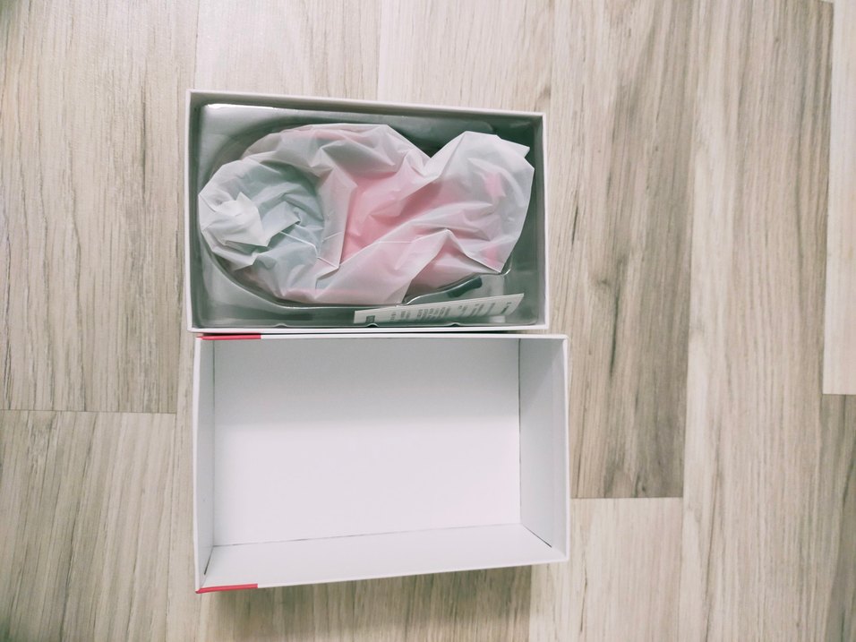 Kırmızı Telefon Tutucu - Görsel 2