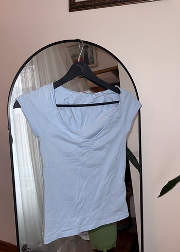 Bershka Acik Mavi V Yaka Kisa Kollu Bluz
