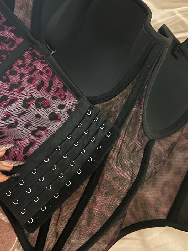 Karanlık Pembe leopar Desenli Dantel Bustiyer - Görsel 2