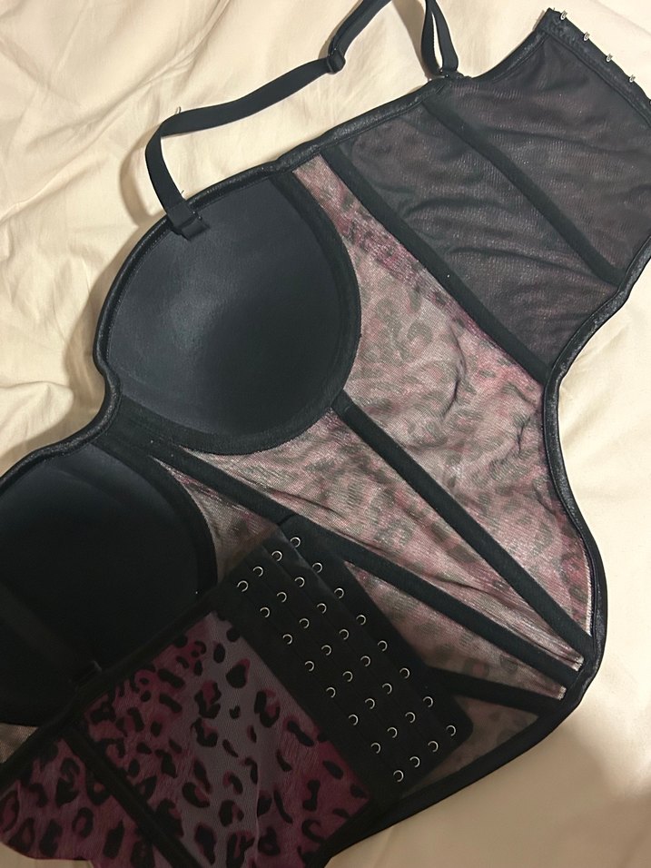 Karanlık Pembe leopar Desenli Dantel Bustiyer - Görsel 4