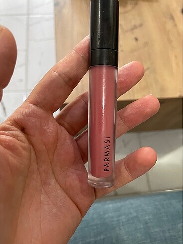Farmasi mat likit ruj eski seri