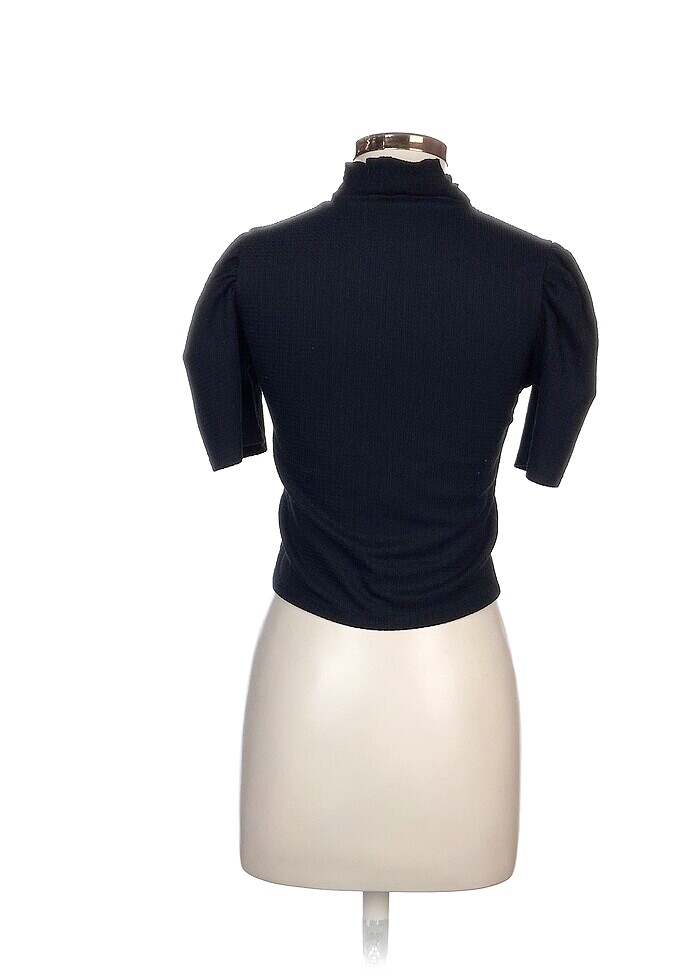 Pull and Bear T-shirt %70 İndirimli. - Görsel 3