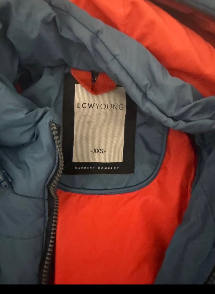 Erkek Çocuk Lacivert Kapüşonlu Mont - Görsel 2