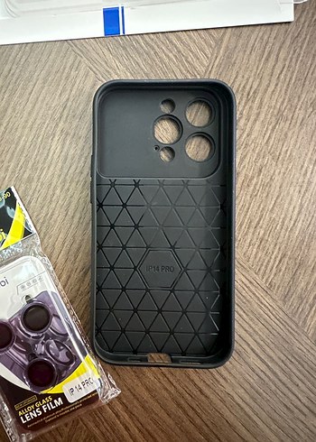 Iphone 14 pro telefon kilifi ve lens koruyucu - Görsel 3