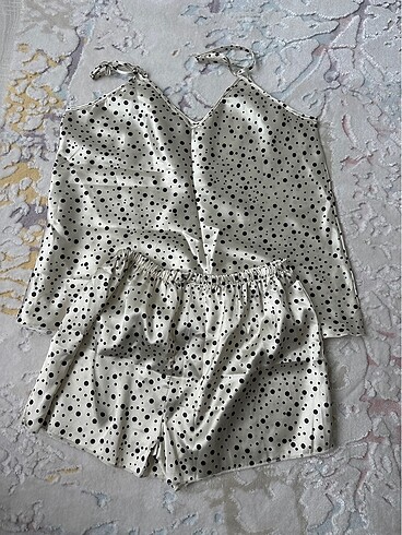 Saten pijama takımı