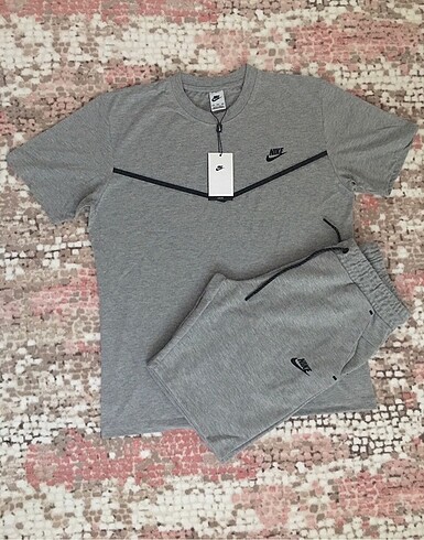 NİKE TECH FLEECE ŞORT TAKIM